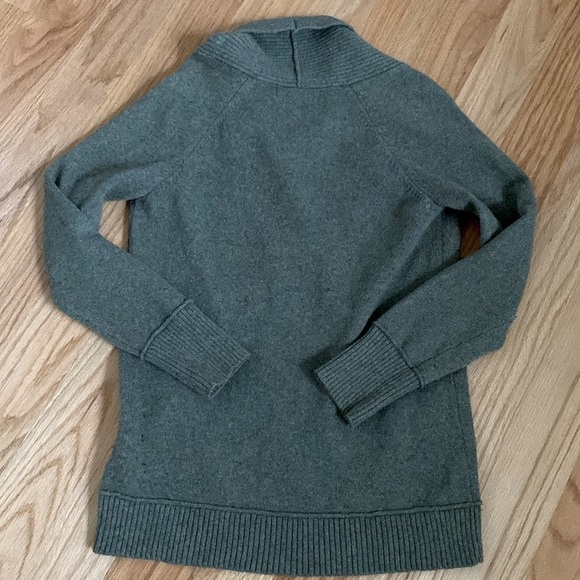 Eddie Bauer Shawl Collar Sweater Womens M Wool blend olive green warm cozy - Picture 3 of 10